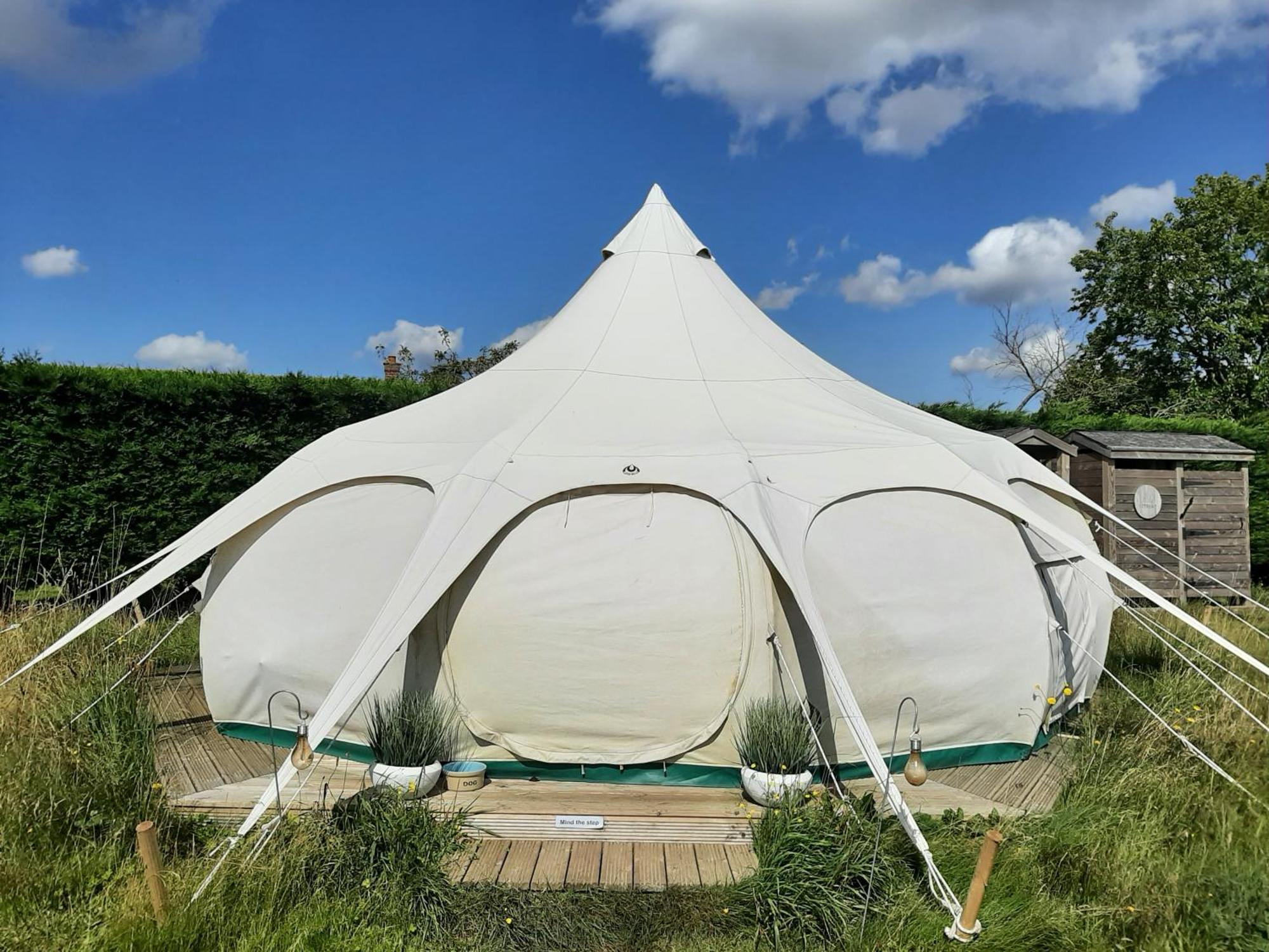 Wild Retreat Hotell Cawston Exteriör bild