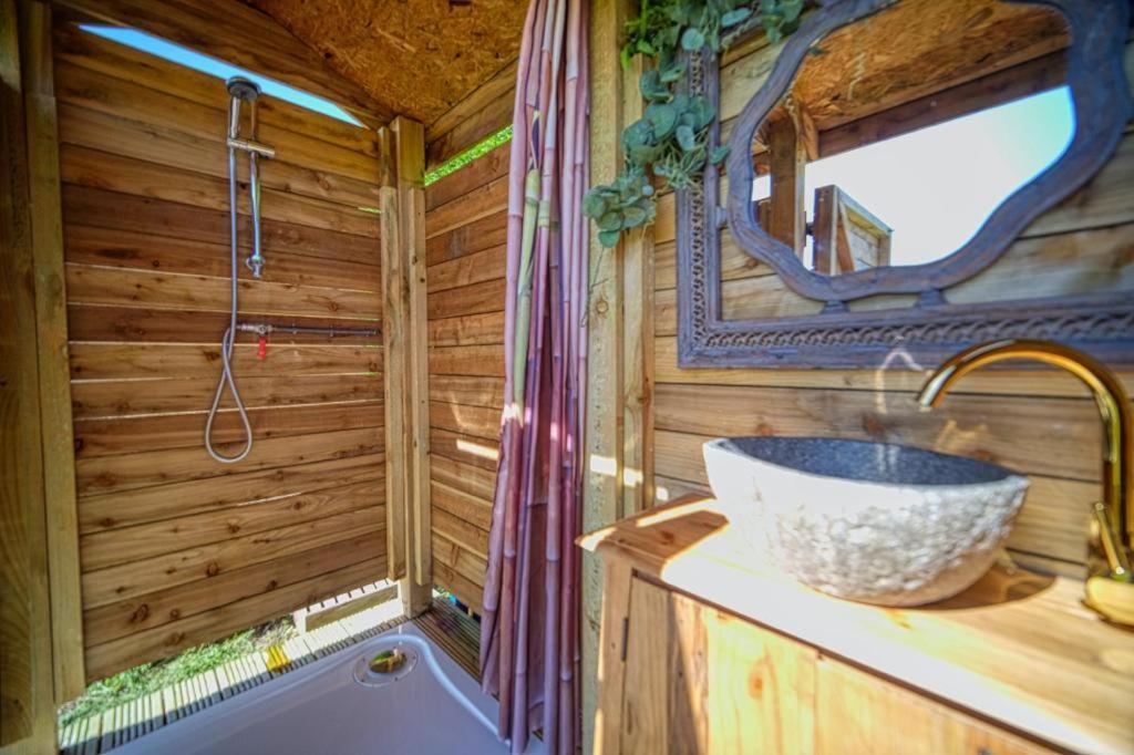 Wild Retreat Hotell Cawston Exteriör bild